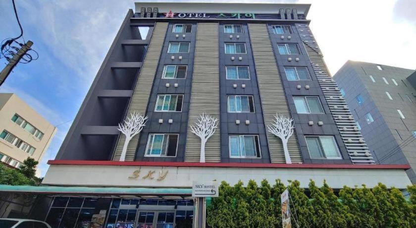 Sky Hotel Changwon Ngoại thất bức ảnh