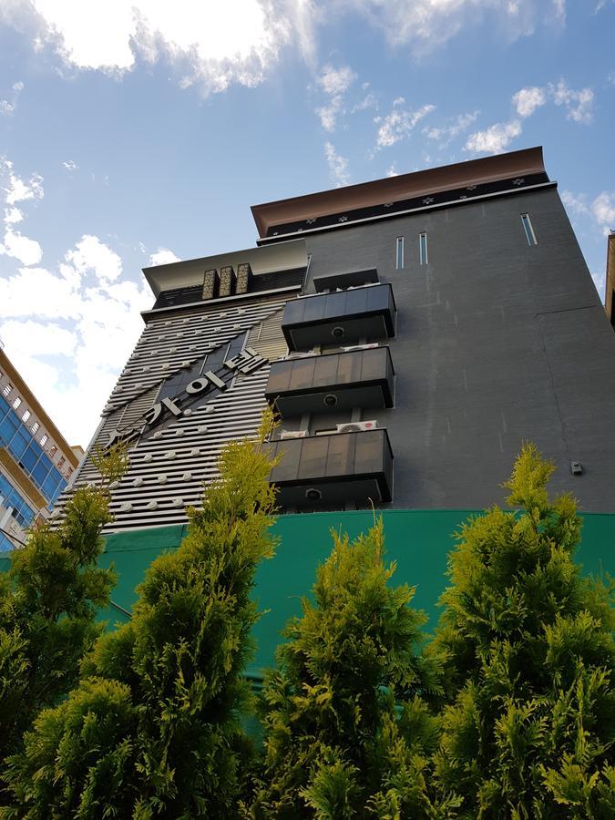 Sky Hotel Changwon Ngoại thất bức ảnh